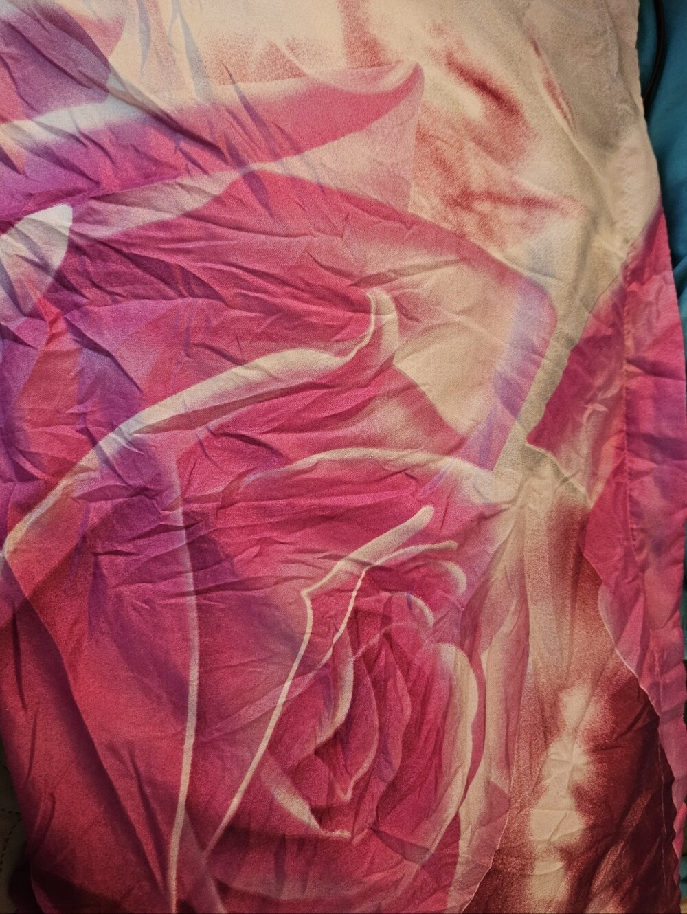 Vibrant Pink Rose Print Duvet & 2 Shams